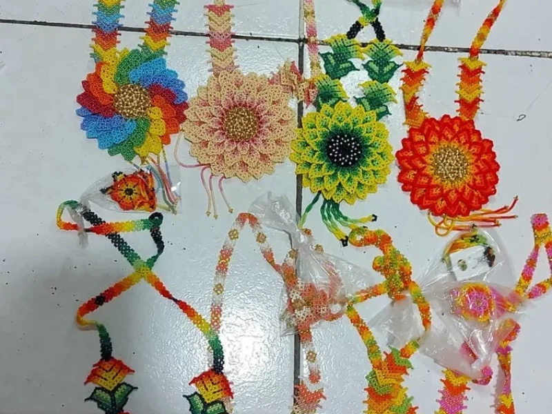 Collar Largo De Girasol Con Aretes Arte Huichol