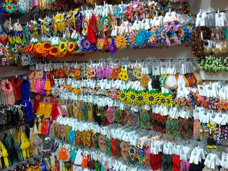 Lote De 100 Pares De Aretes Broqueles De colores Artesanales