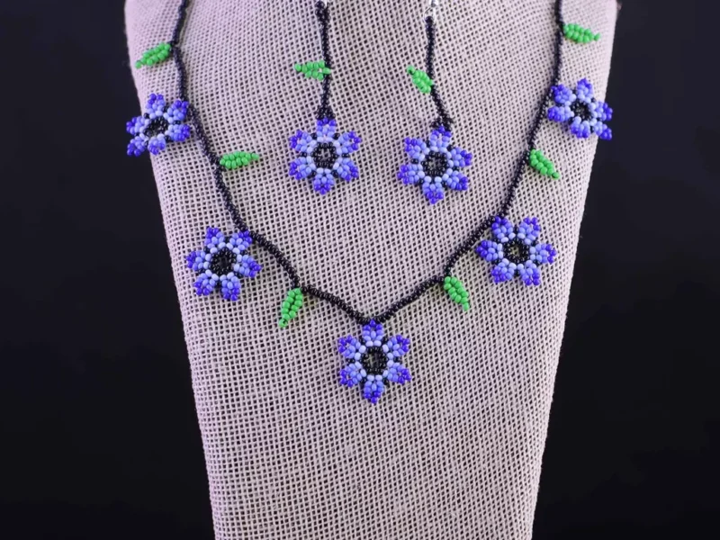 Collar De Chaquira Florecitas Gargantilla Artesanal