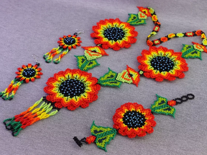 Set Collar De Chaquira 3 Girasoles Collar Largo Arte Huichol