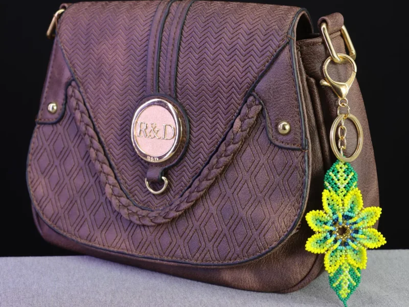 Llaveros De Chaquira Colgante De Flor Llaveros Artesanal