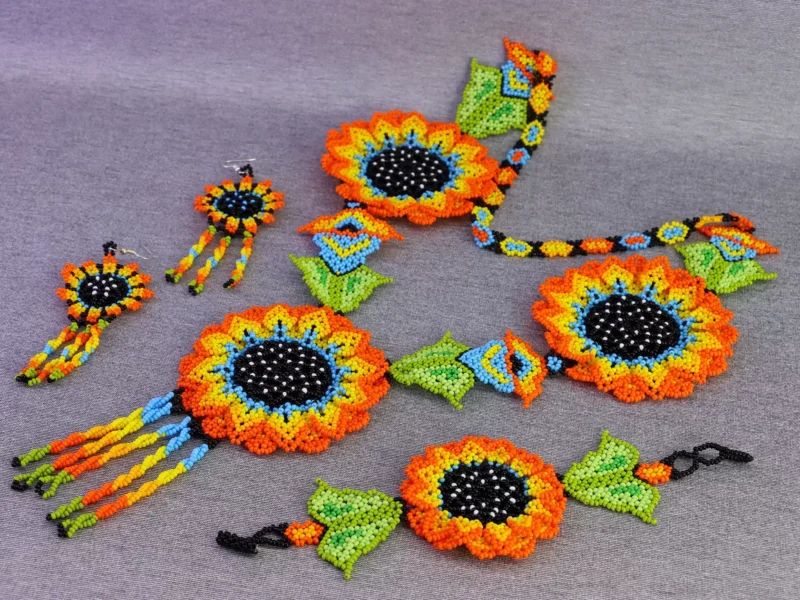 Set Collar De Chaquira 3 Girasoles Collar Largo Arte Huichol
