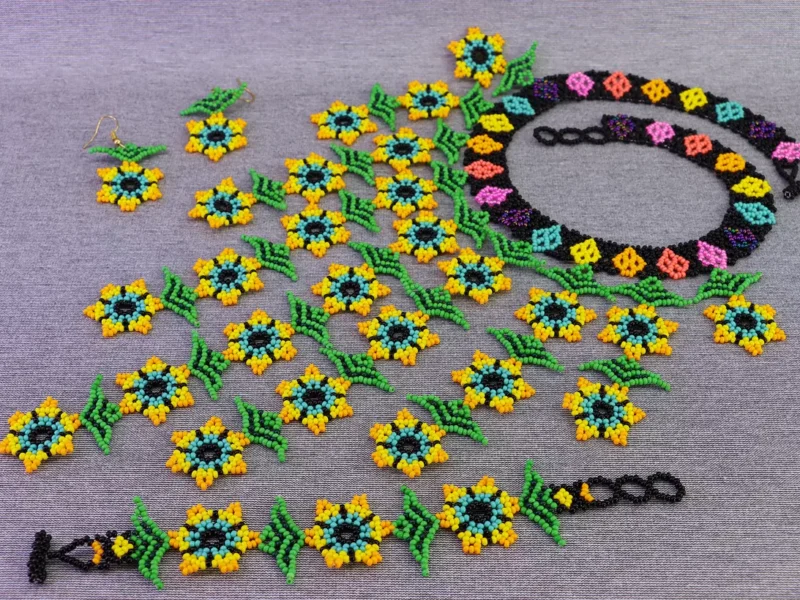 Set Collar Cascada Floral Chaquira Collar De Cuentas Huichol