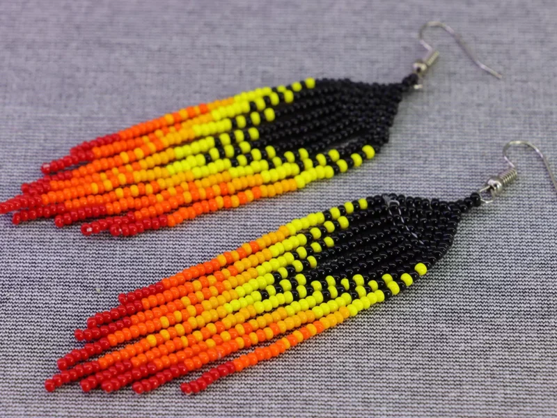 Aretes Flecos De Mostacillas Aretes De Cuentas Huichol