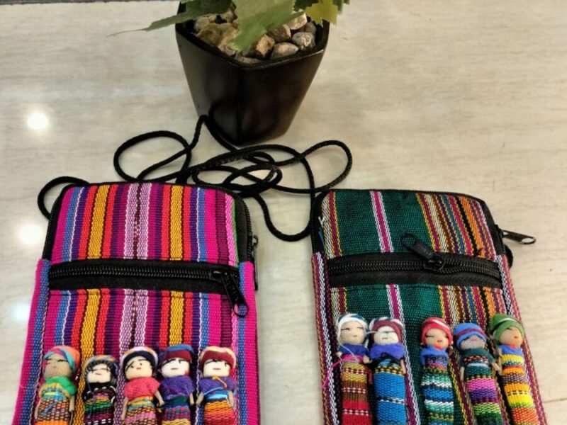 Set De 10 Bolsitas Porta Celular De Muñequitas Quita Penas