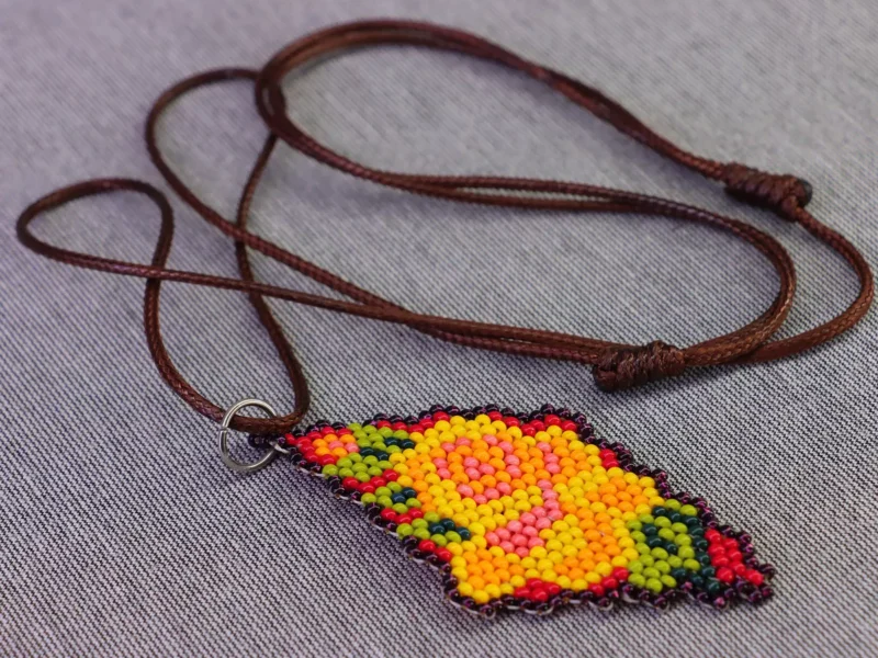 Collar Dije De Flor Rombo Chaquira Collar De Cuentas Huichol