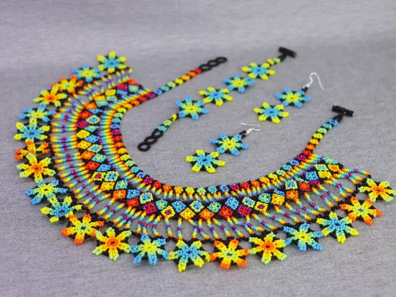 Set Collar De Florecitas Chaquira Collar De Cuentas Huichol