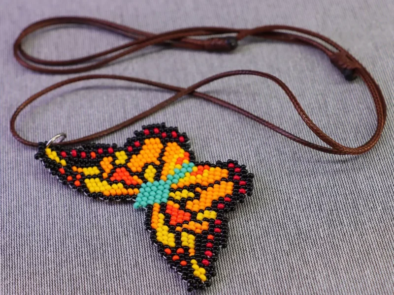 Collar Dije De Mariposa Chaquira Collar De Cuentas Huichol