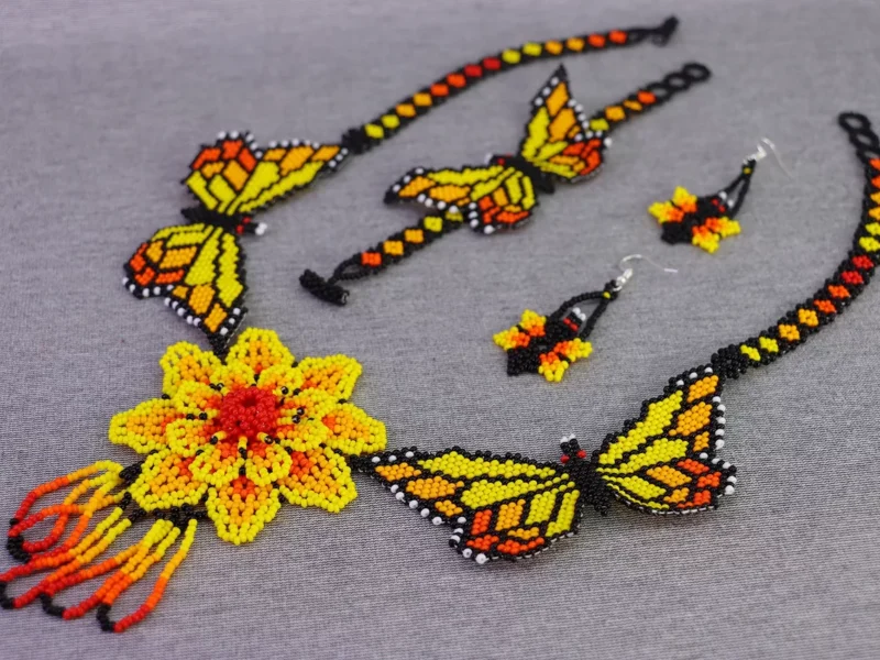 Set Collar De Flor Mariposa Arte Huichol Collar De Moda