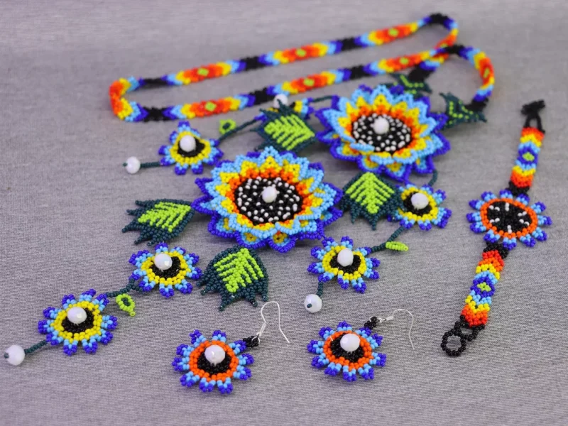 Set Collar Floral De Moda Collar Largo De Chaquira Girasol