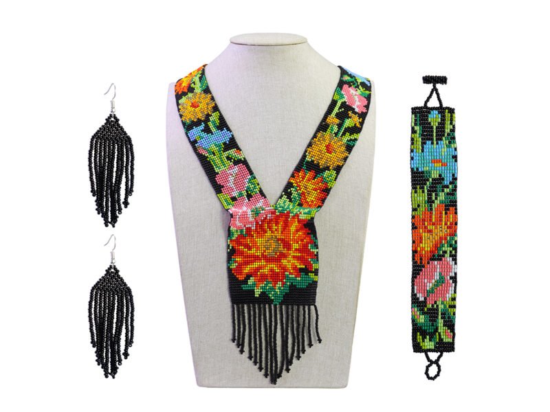 Set Collar Largo De Cuentas Huichol Collar De Chaquira Artesanal