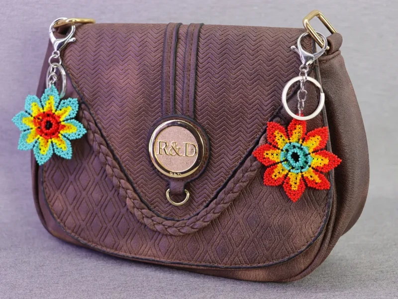 Llaveros De Flor Chaquira Llaveros De Moda Regalo