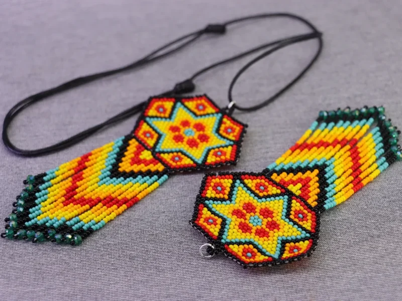 Collar De Estrella Ajustable Con Flecos De Cuentas Huichol