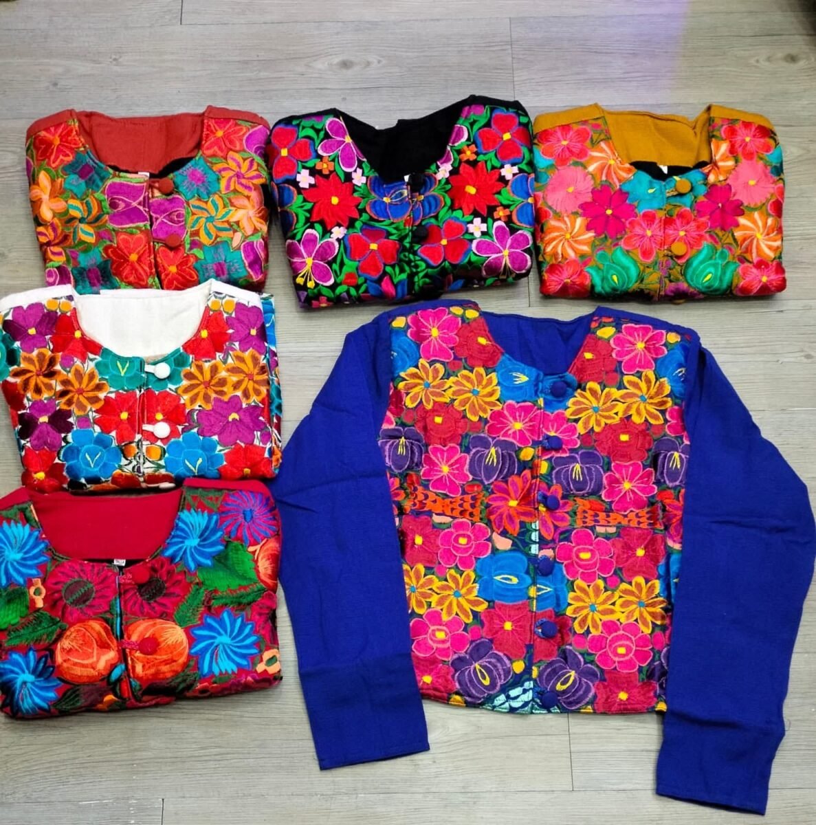 Chamarra Para Mujer Bordado Artesanal - Image 4