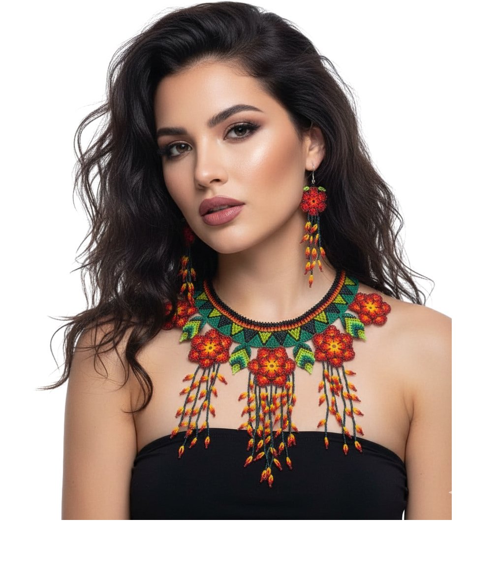 Collar Floral Con Flecos Y Aretes De Chaquira