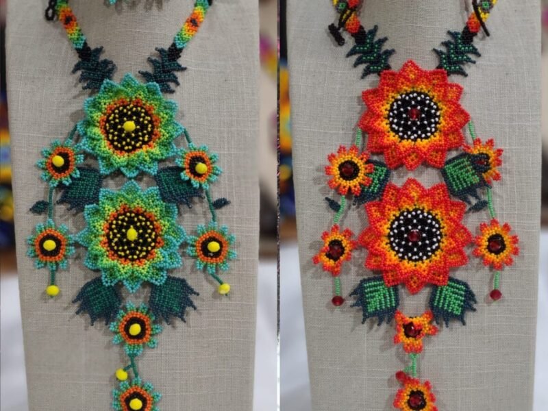 Collar Largo De Grirasol Con Aretes Y Pulsera De Chaquira