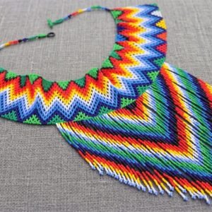 Collar de Chaquira Grande con Flecos Hecho a Mano Artesanal