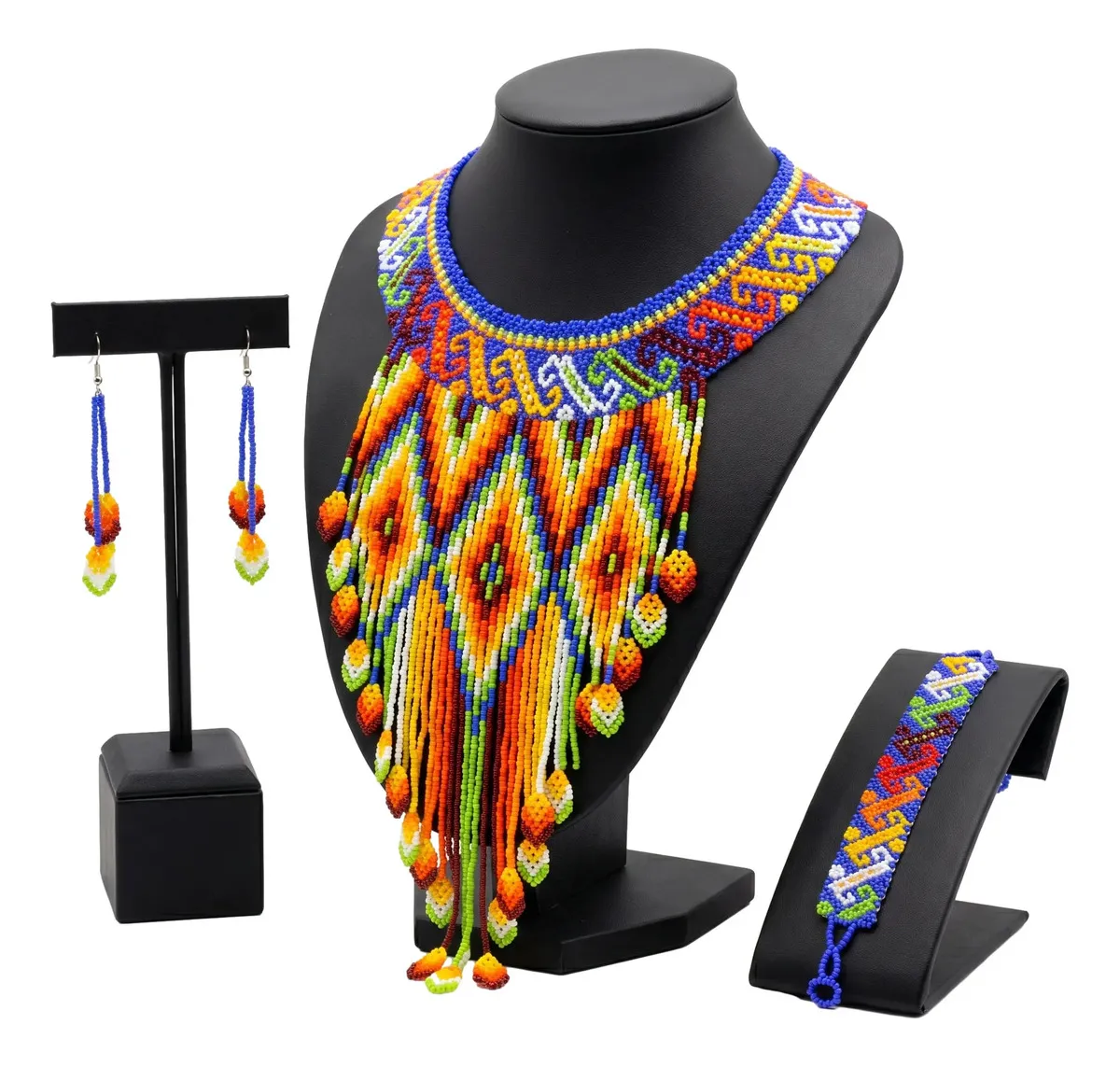 Juego de Collar Flecos Pulsera y Aretes de Chaquira Huichol