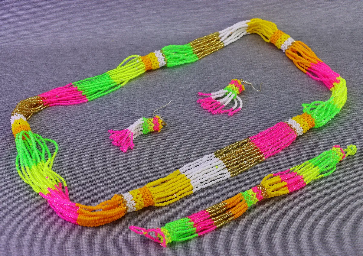 Set Collar Aretes Y Pulsera De Chaquira Zulu Artesanal - Imagen 2