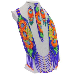 Set Collar Grande Huichol de Chaquira Diseño Floral Hecho a Mano